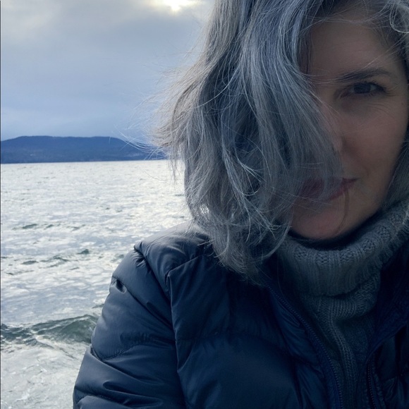 Meet your Posher, Andrea - Picture 4 of 6